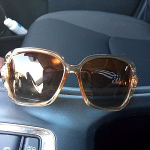 Brand New Women's polarized sunglasses